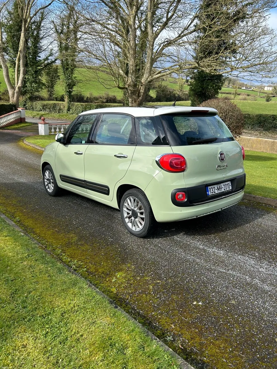 2013 Fiat 500 L - Image 4