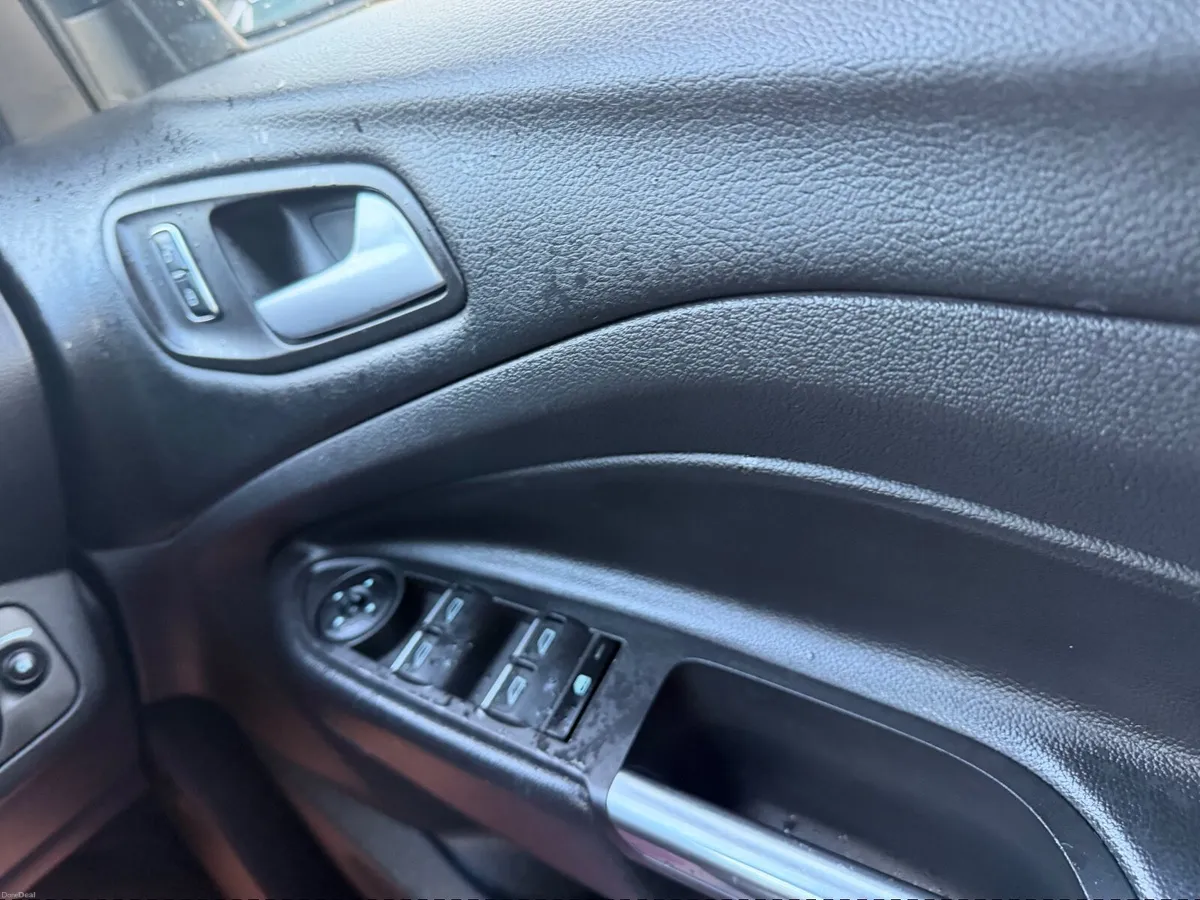 Ford Kuga 2016///Manual 2.0 Diesel - Image 3