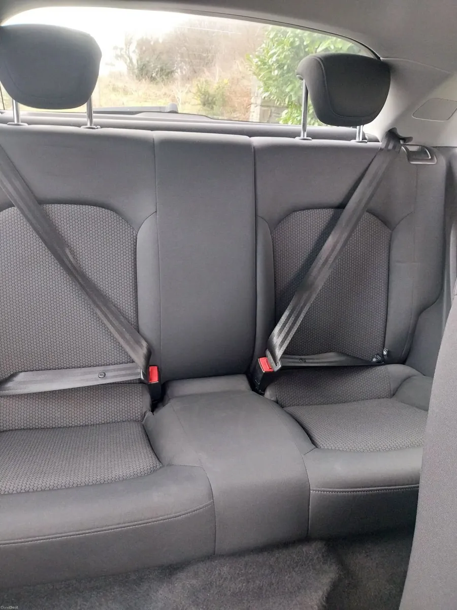 Audi A1 2013 - Image 2