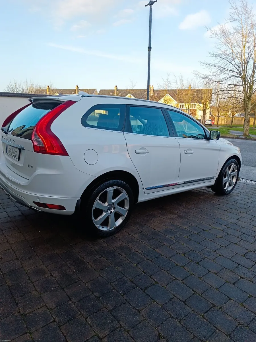 Volvo XC60 2013 SE LUX - Image 5