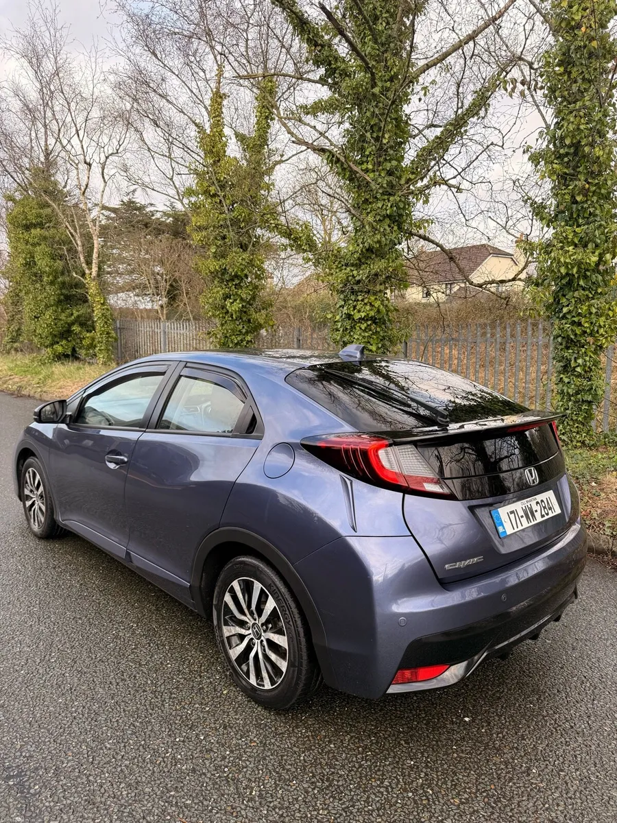 2017 Honda Civic 1.6 Low Mileage - Image 3