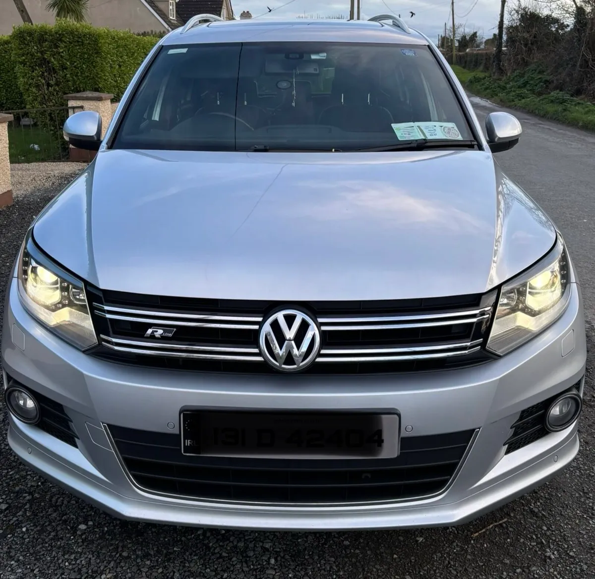 Volkswagen Tiguan R-Line Hi-Spec 4WD - Image 1