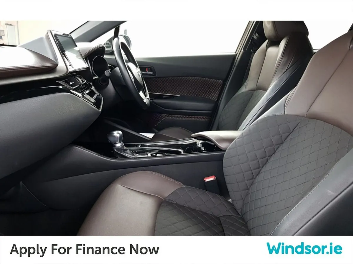 Toyota C-HR 1.8 HYBRID LUNA - Image 4