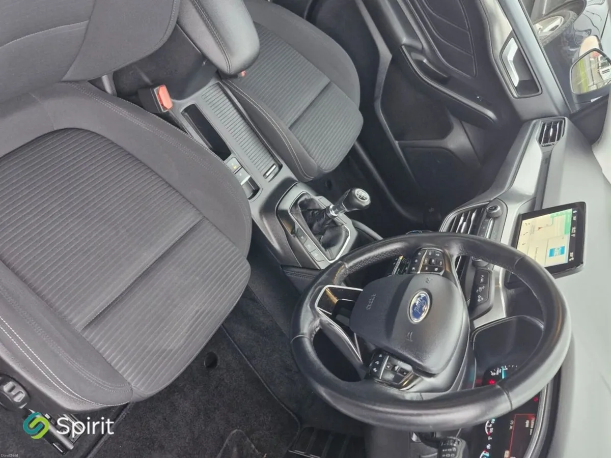 Ford Focus 1.0 Ecoboost 125PS Titanium - Image 3