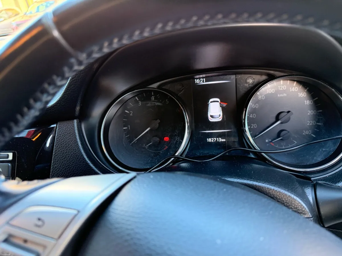 151 Nissan Qashqai 1.2Petrol-Manual - Image 4