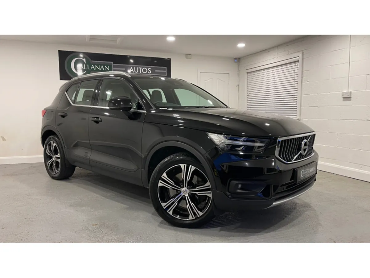 Volvo XC40 1.5 T4 INSCRIPTION PHEV  RECHARGE***LOW - Image 1