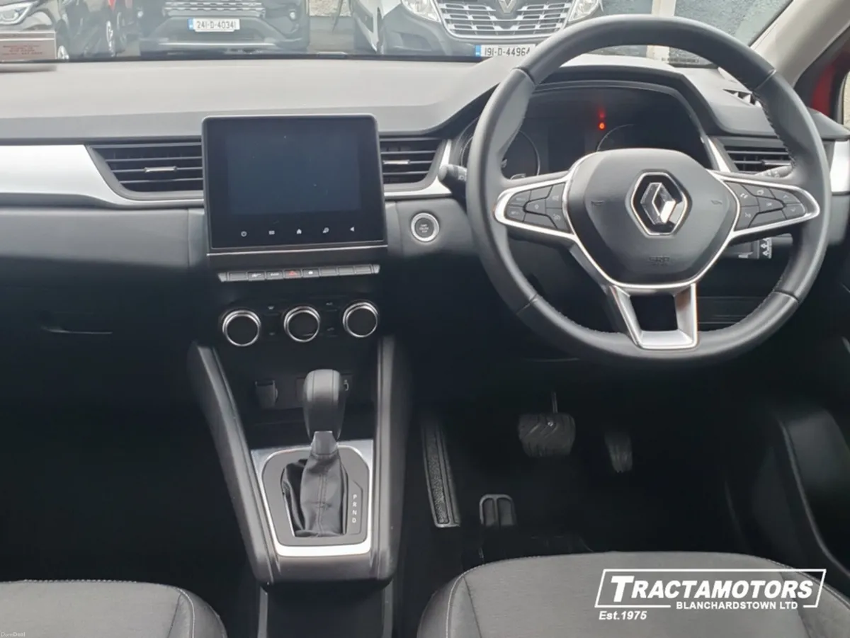 Renault Captur EVOLUTION TCE 140 AUTO MY23 5DR - Image 2