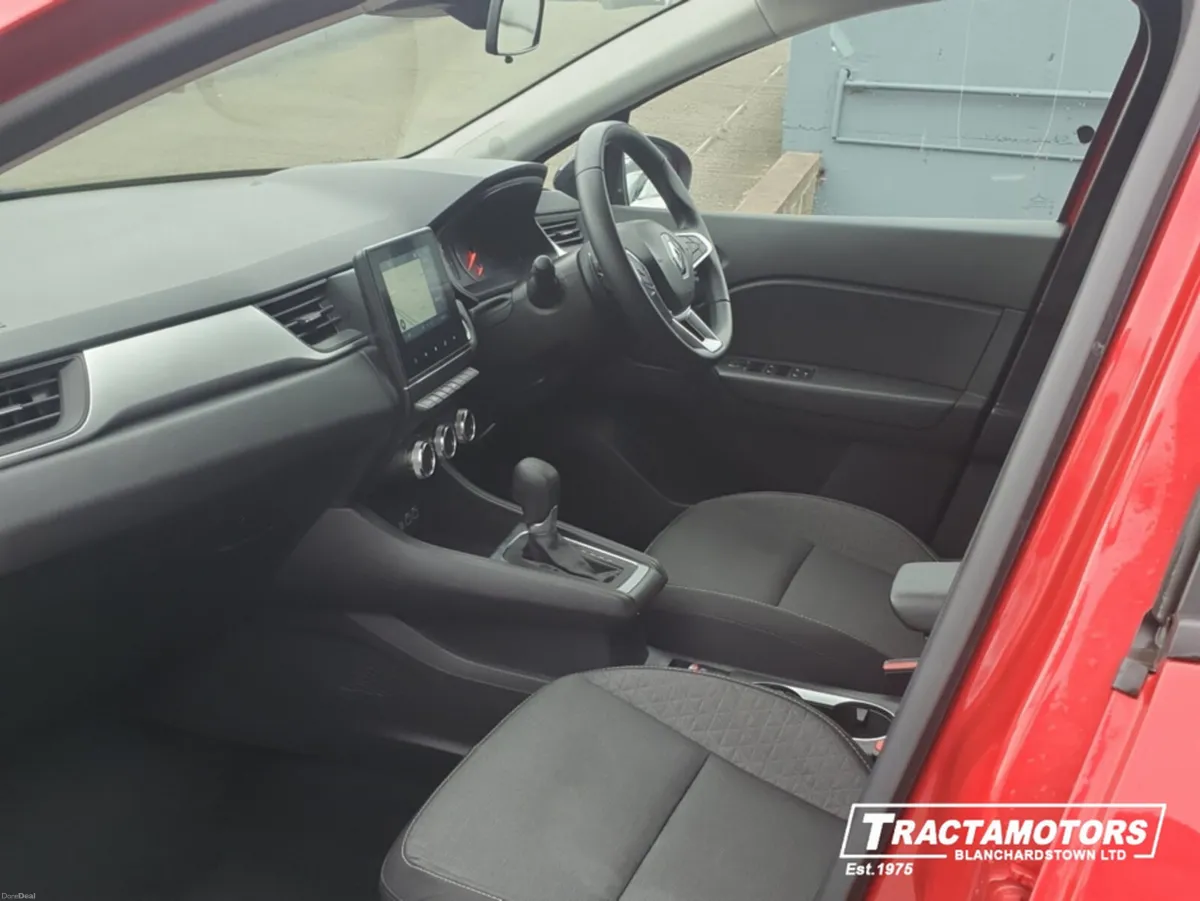 Renault Captur EVOLUTION TCE 140 AUTO MY23 5DR - Image 4