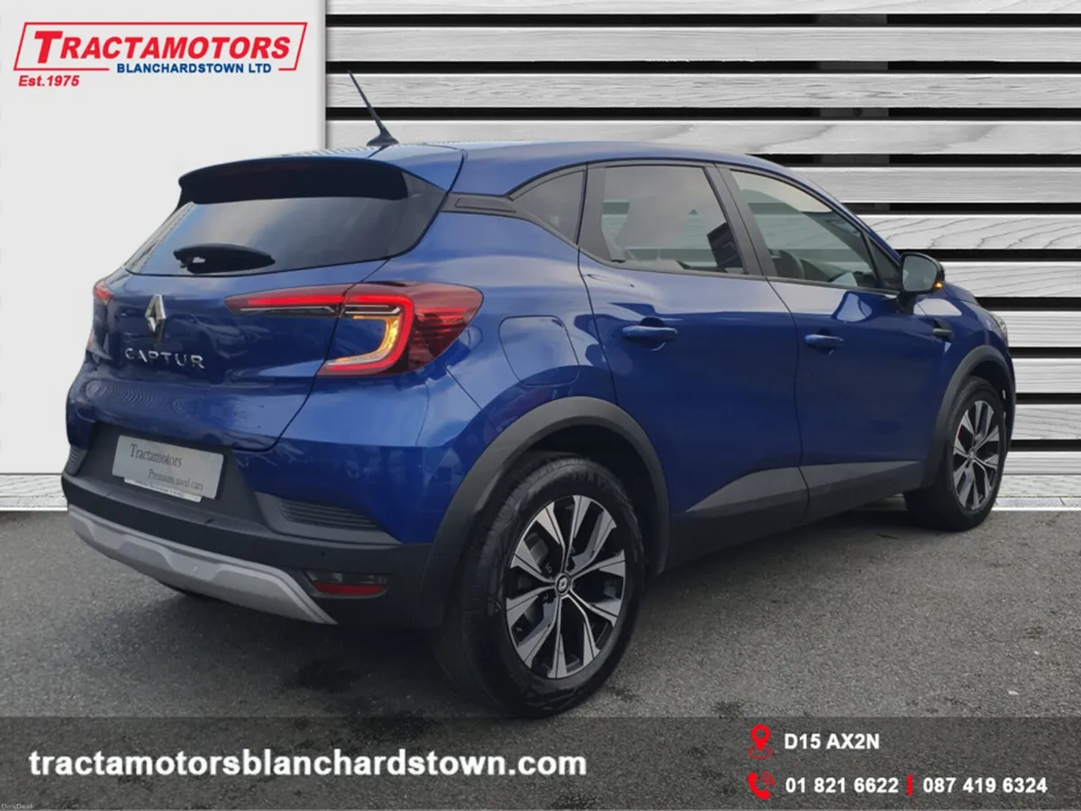 Renault Captur EVOLUTION TCE 140 AUTO MY23 5DR - Image 3