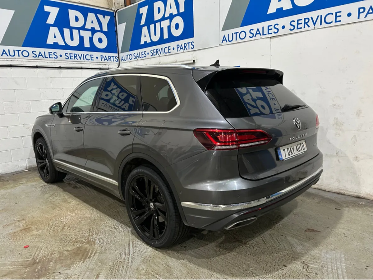 Volkswagen Touareg EHYBRID 3.0 TFSI 340BHP Passeng - Image 5