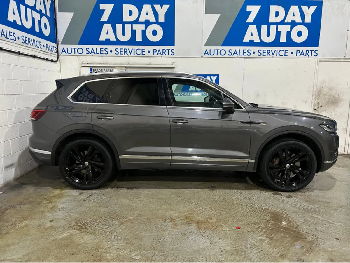 Volkswagen Touareg EHYBRID 3.0 TFSI 340BHP Passeng - Image 3