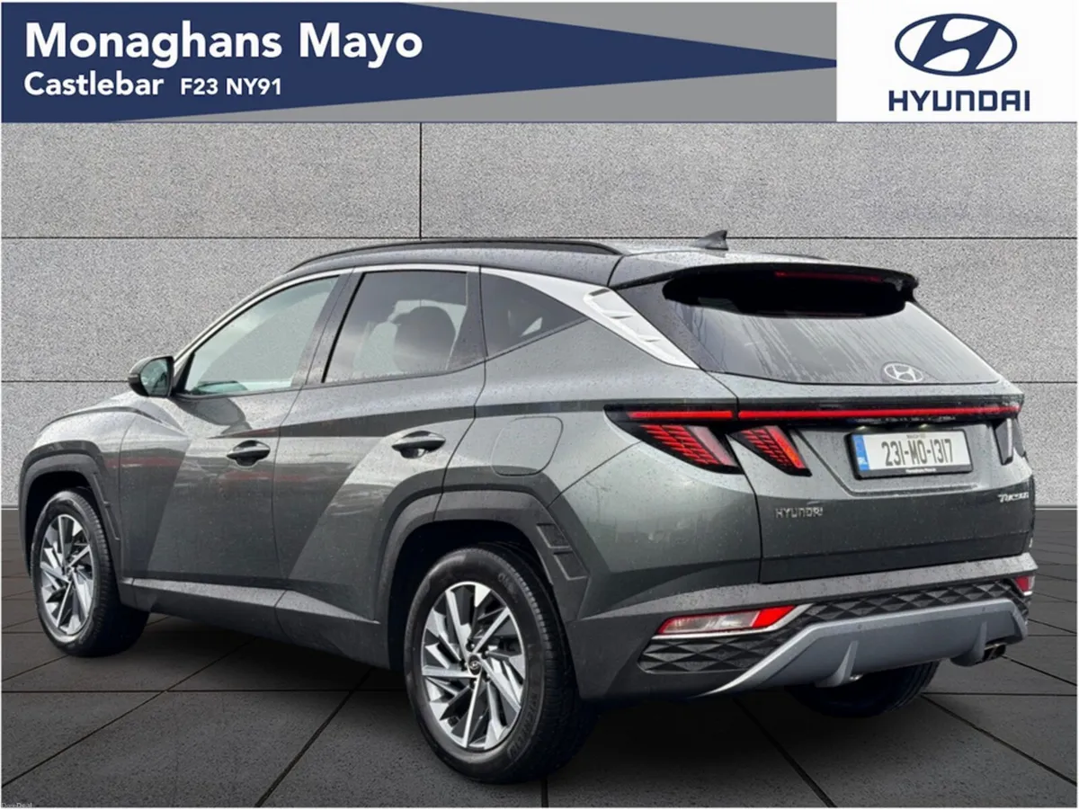 Hyundai Tucson EXECUTIVE PLUS TWO TONE 1.6 DIESEL - Image 3