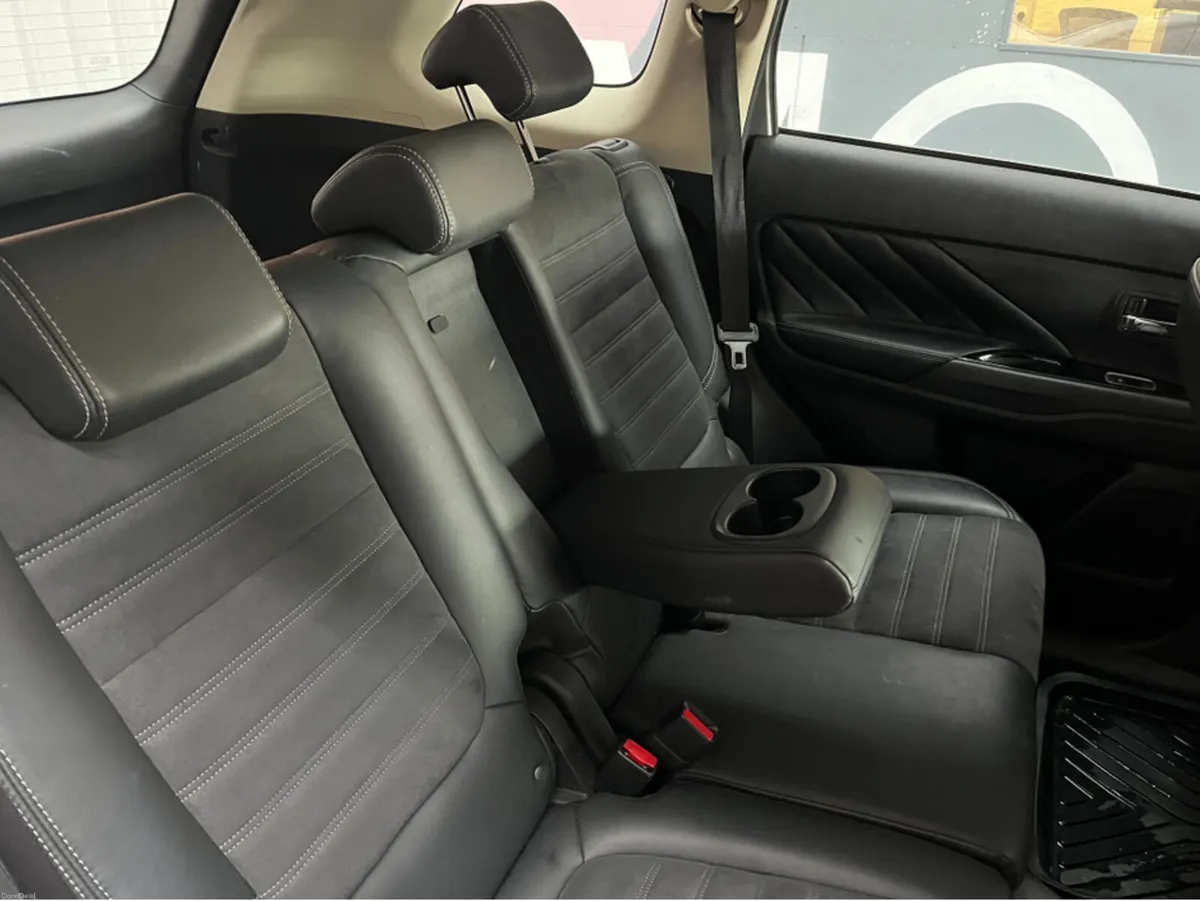 Mitsubishi Outlander €19950 2019 MITSUBISHI OUTLAN - Image 3