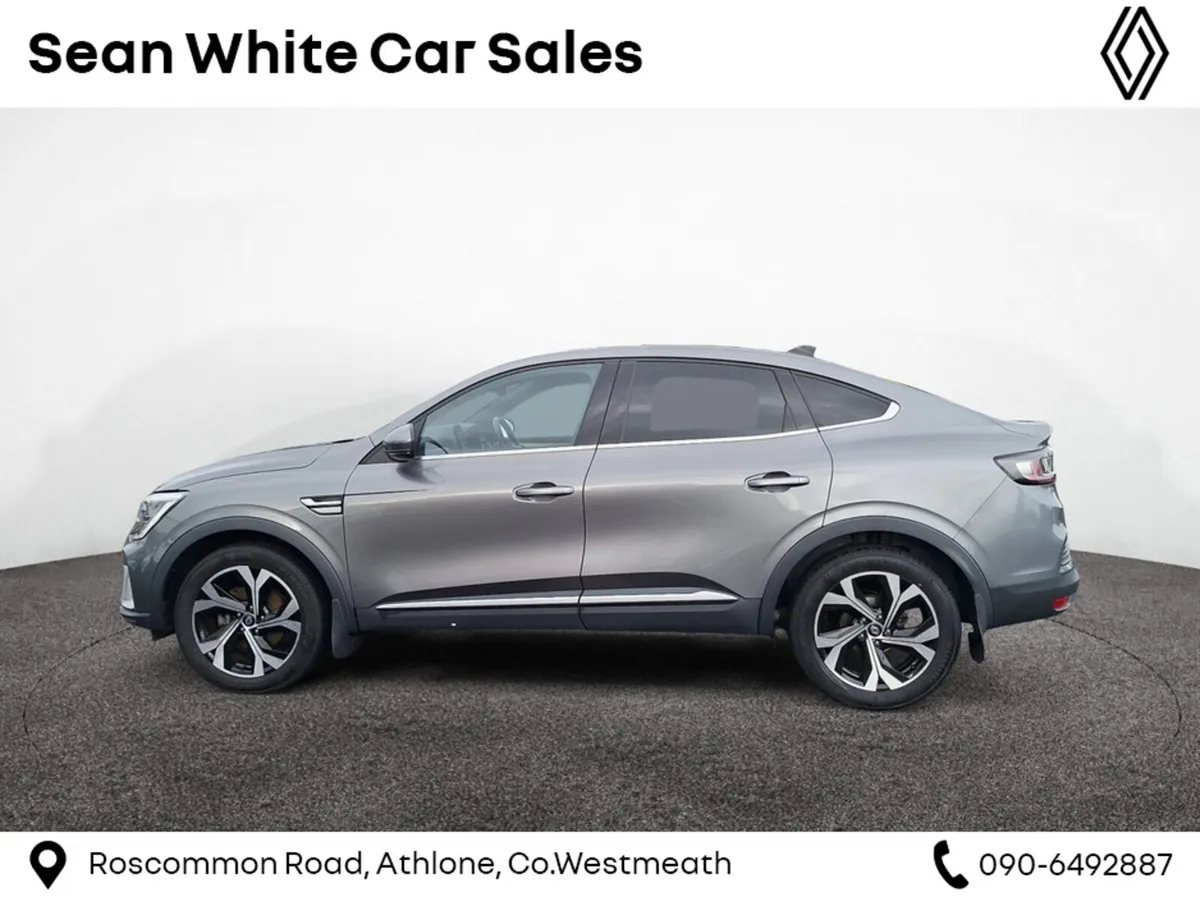 Renault Arkana TECHNO E-TECH HYBRID 14 - Image 4