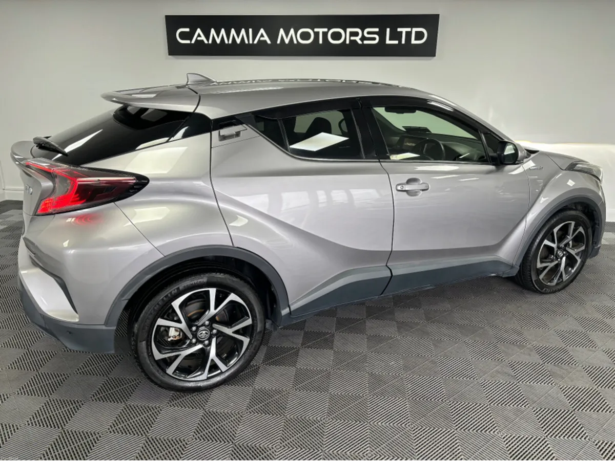 Toyota C-HR *TOYOTA C-HR* *LOW MILEAGE* *REVERSE C - Image 4