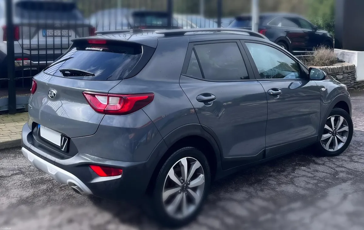 2021 (211) Kia Stonic | Excellent Condition - Image 1