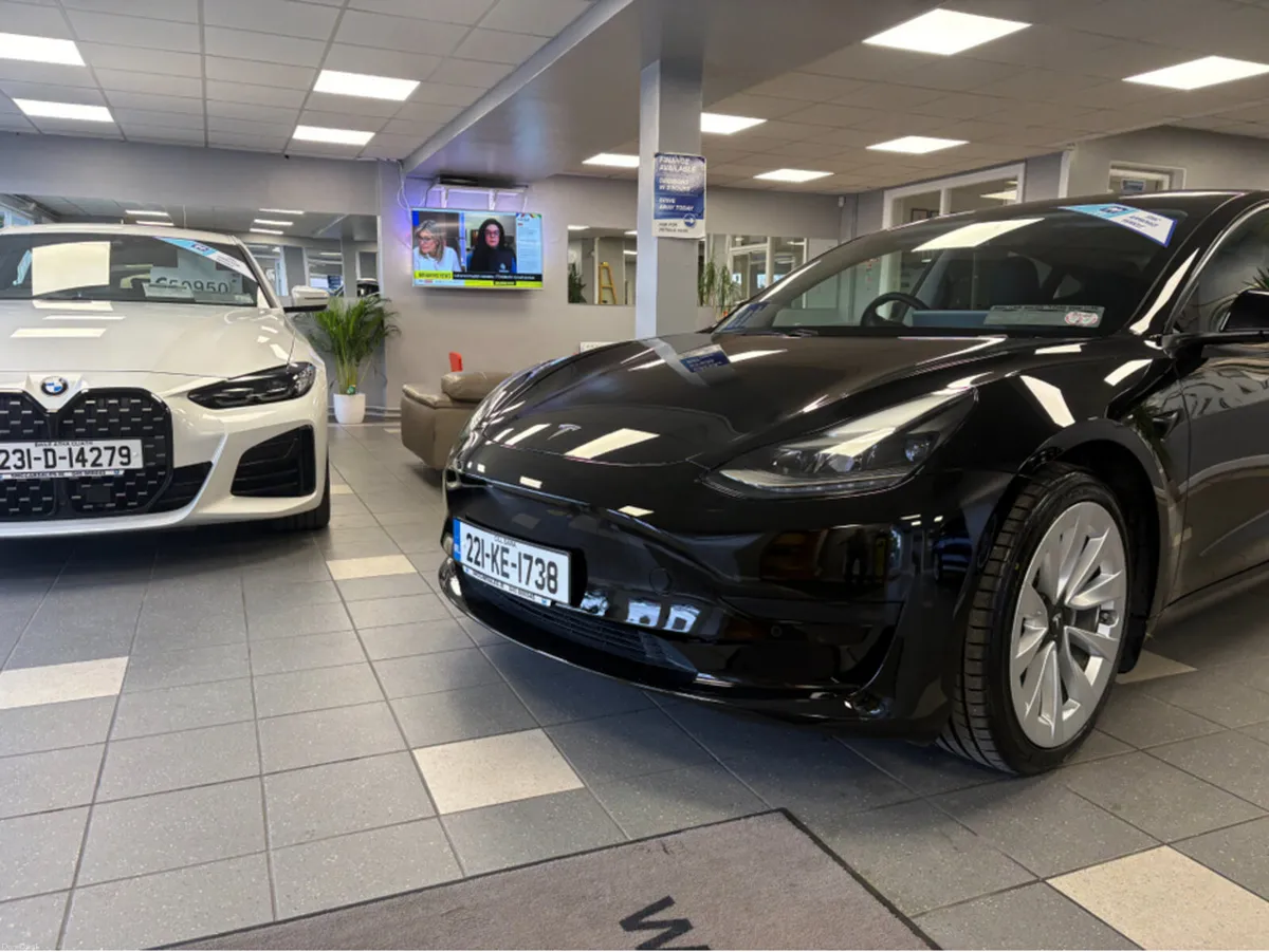 Tesla Model 3 BQB1S5N AUTO 4DR - Image 4