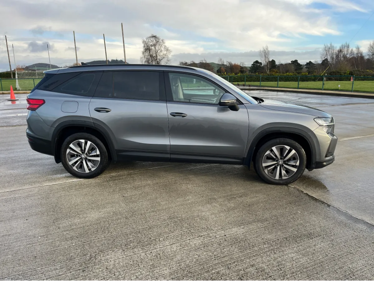 Skoda Kodiaq SELECTION TDI 150HP DSG - Image 3