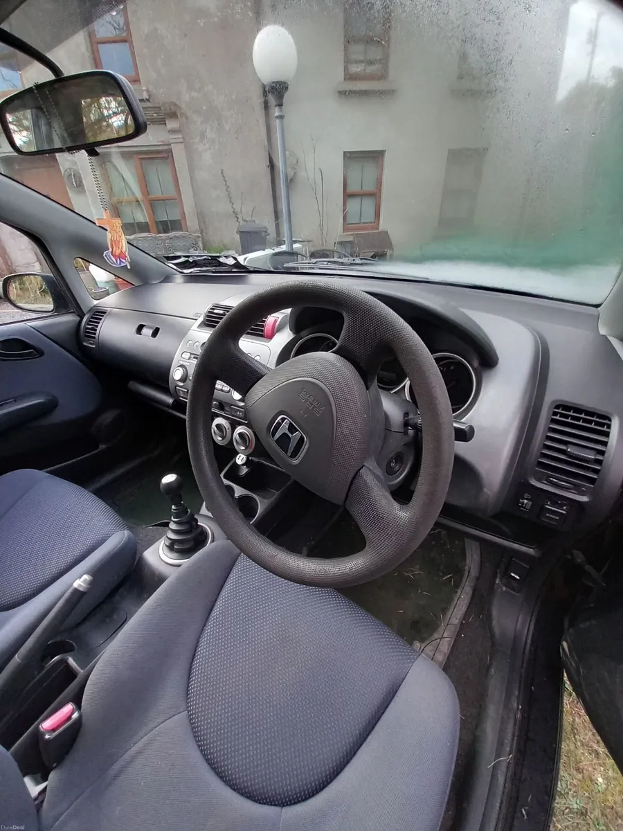 Honda Jazz 2007 - Image 2