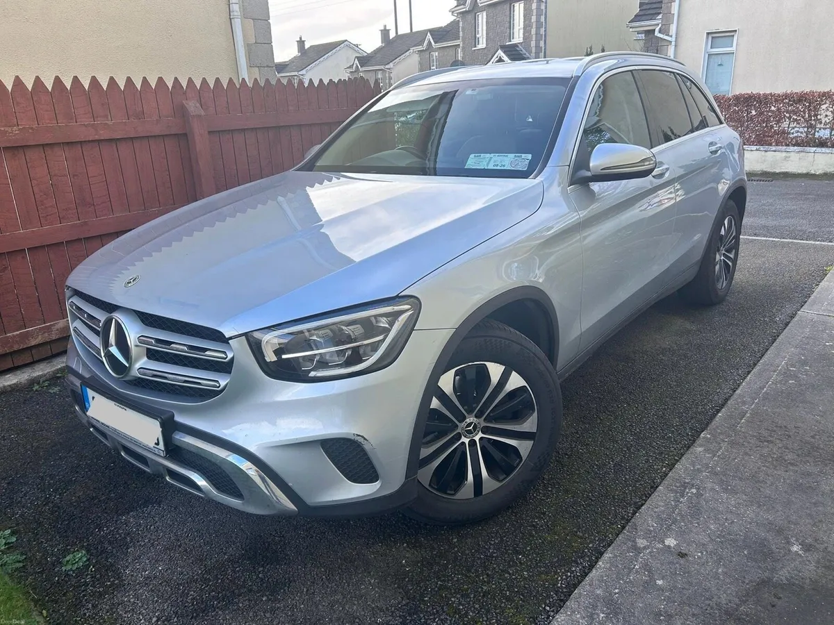 MERCEDES BENZ GLC 220D 4 MATIC 5DR AUTO - Image 4