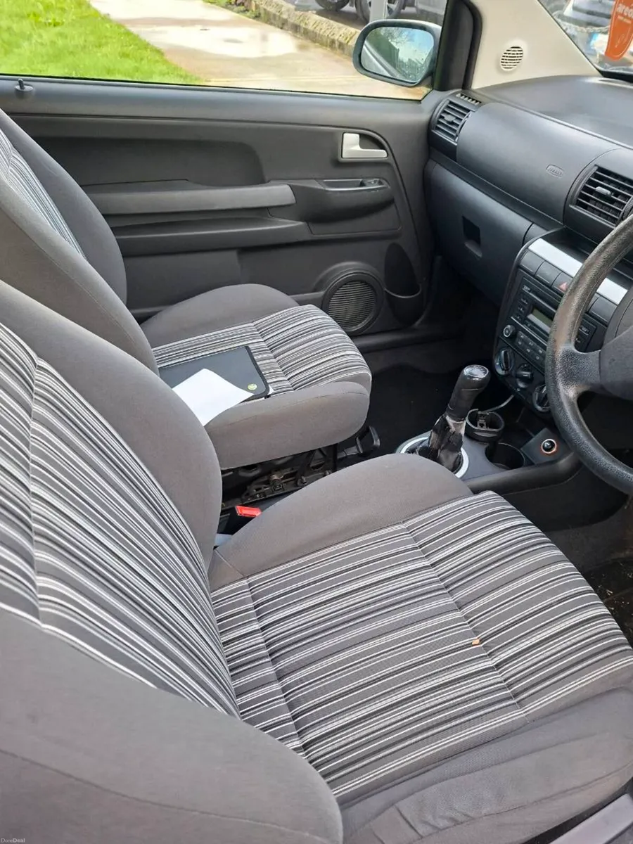 VW FOX 2007 - Image 4