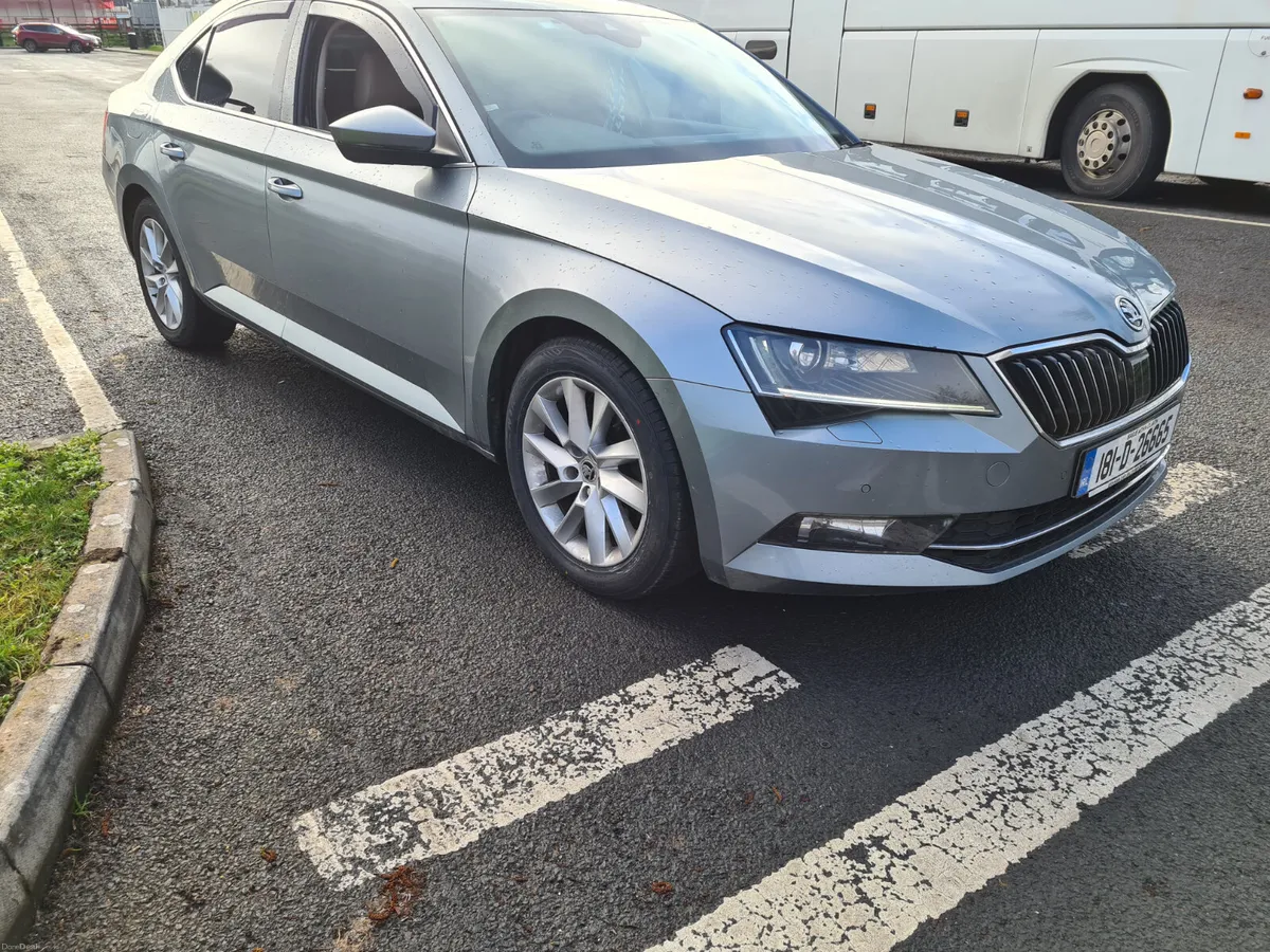 Skoda Superb 2018 - Image 6