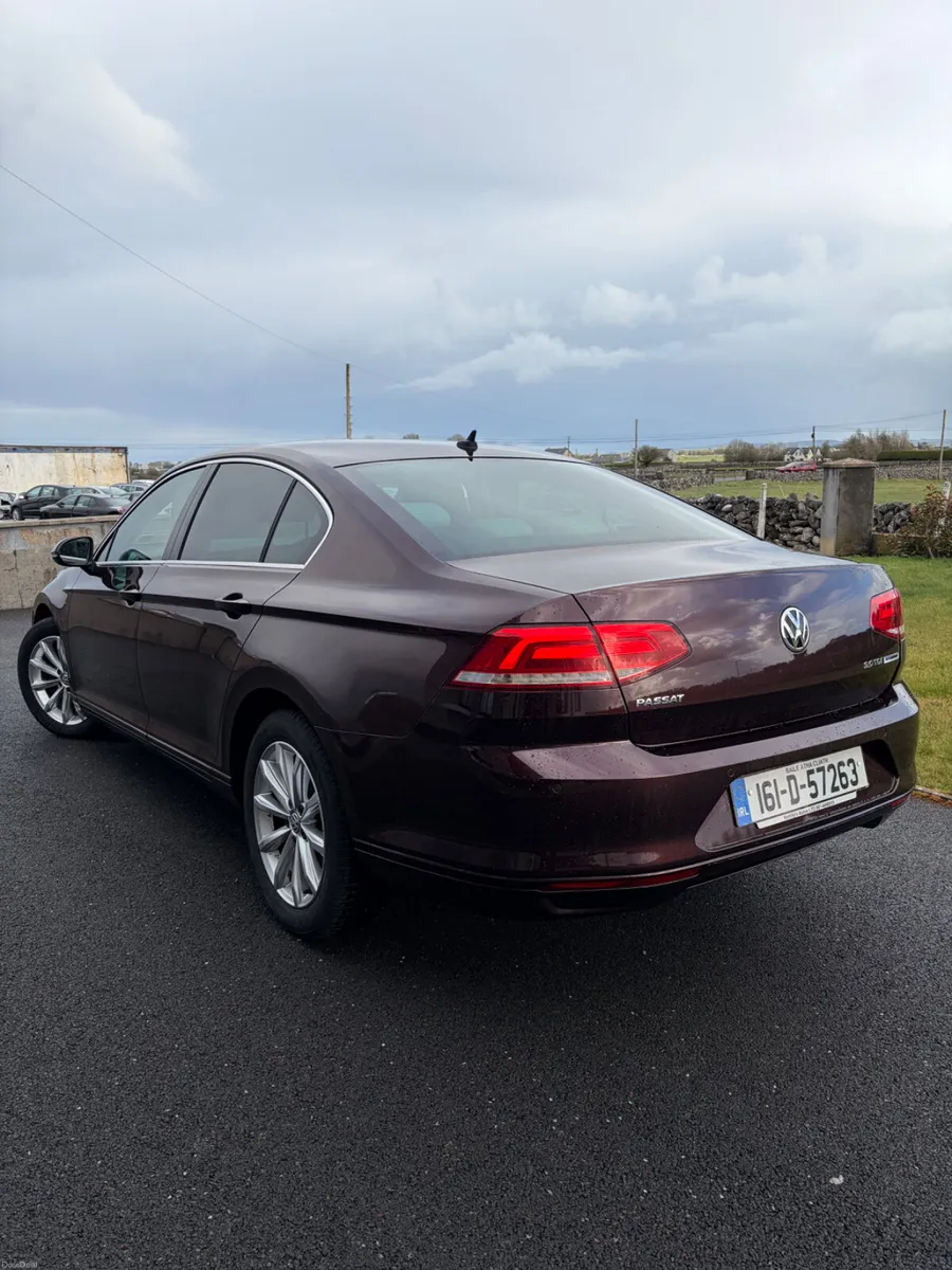 Volkswagen Passat 2016 - Image 3