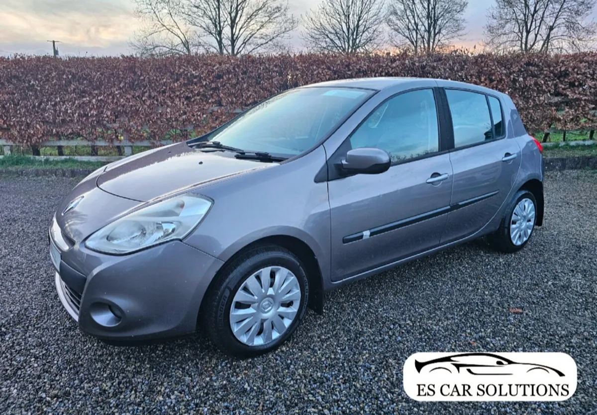 11 Renault Clio 1.1 ROYALE New 15 month NCT - Image 2