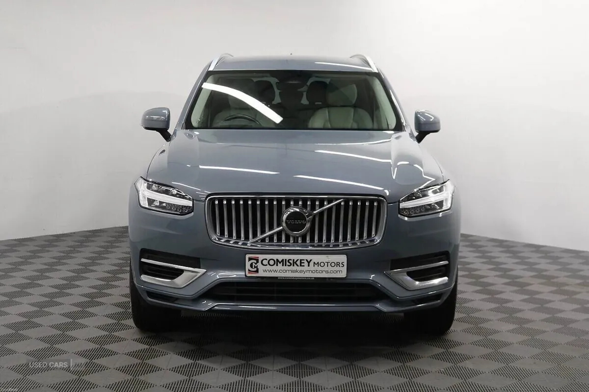 Volvo XC90 h T8 Core - Image 2