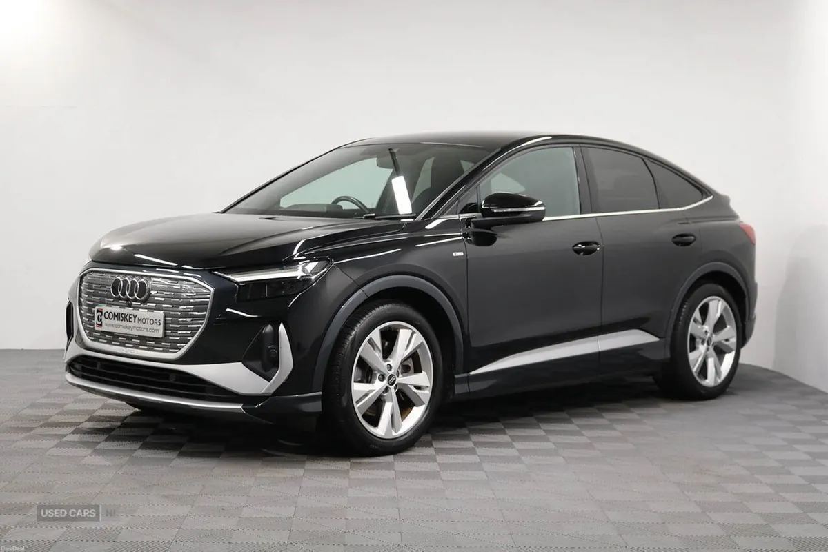 Audi Q4 e-tron S line - Image 3