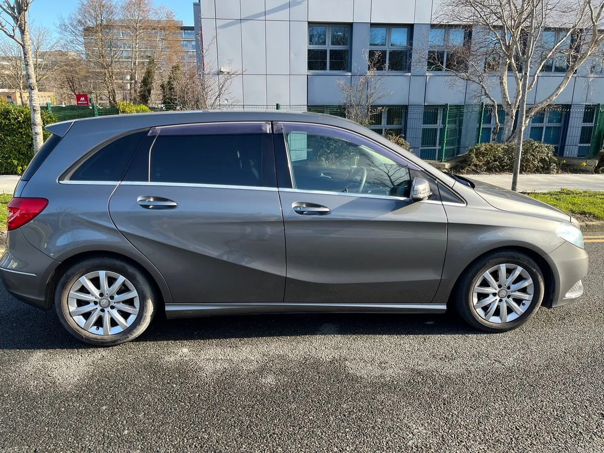 Mercedez Bens B-Class - Image 4