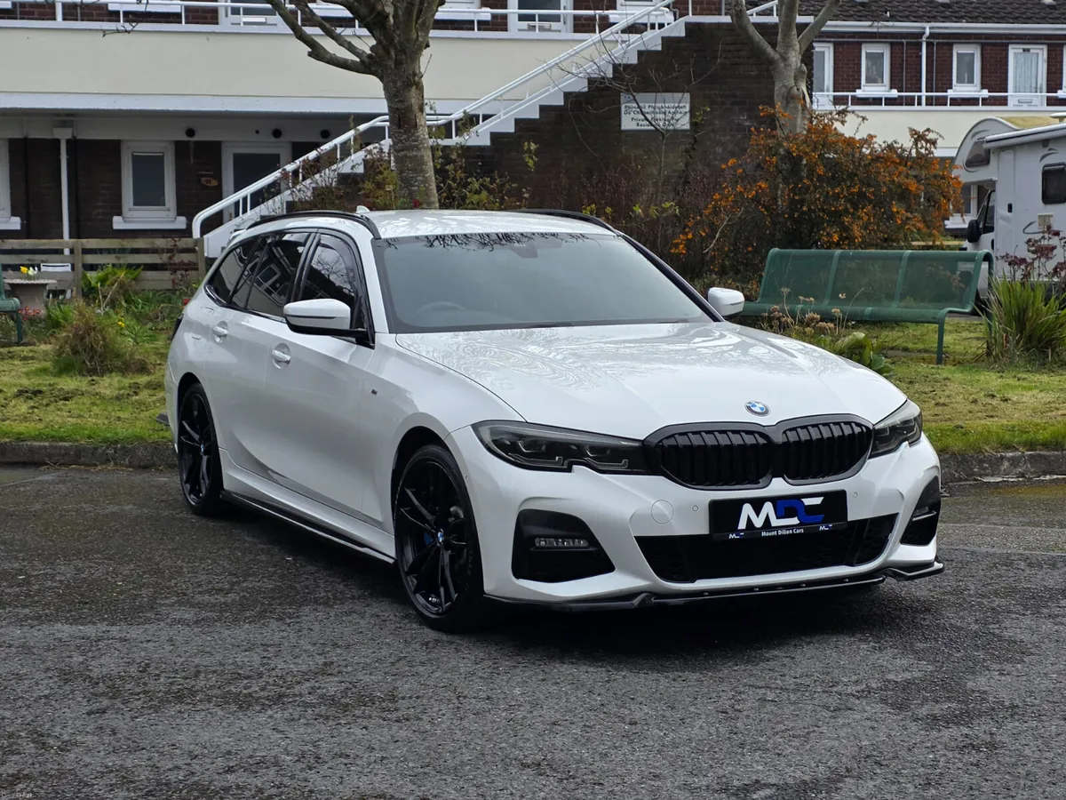BMW 330e M-Sport Touring 2021 - Image 2