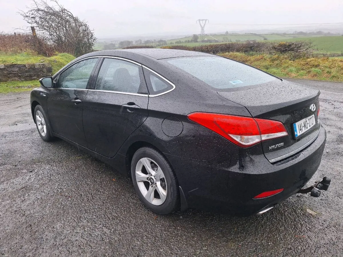 14 Hyundai I40 1.7gsl, new NCT - Image 3