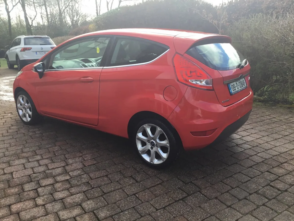 Ford Fiesta 2009 - Image 4