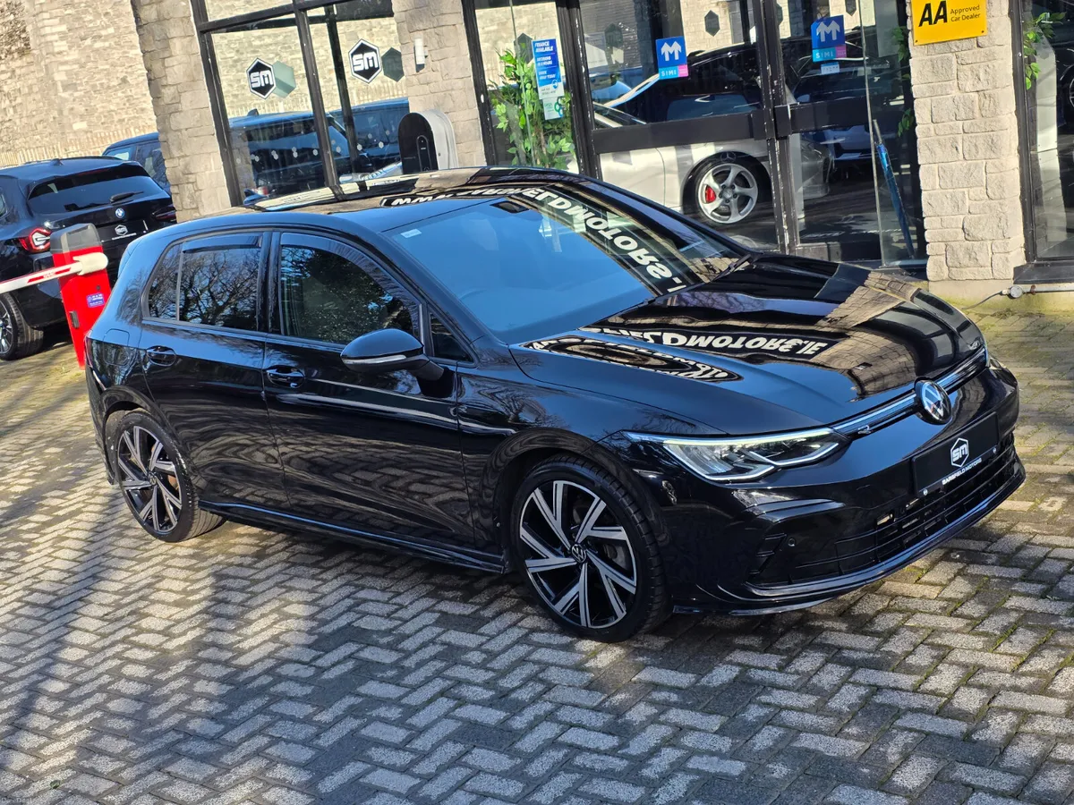 2024 VOLKSWAGEN GOLF 1.5 R-LINE. - Image 3