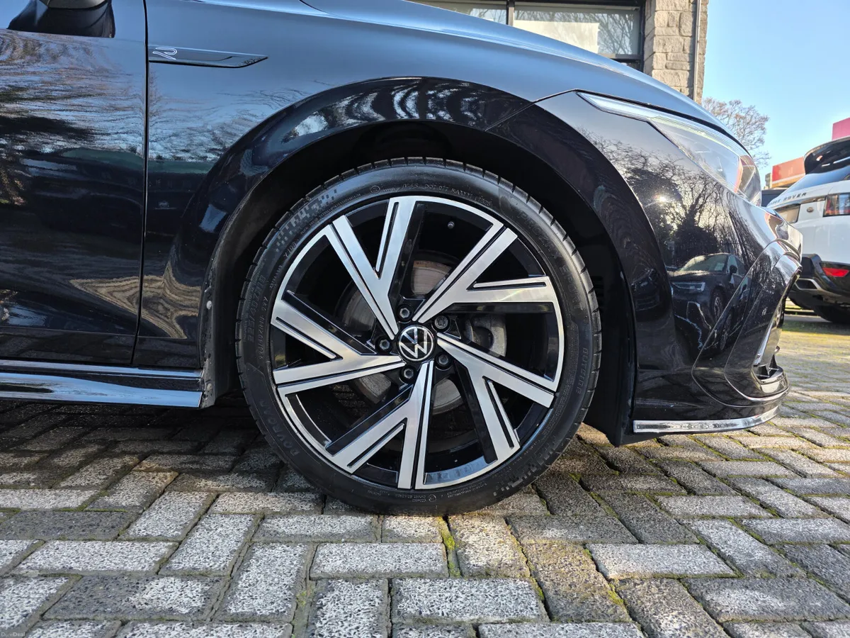 2024 VOLKSWAGEN GOLF 1.5 R-LINE. - Image 4
