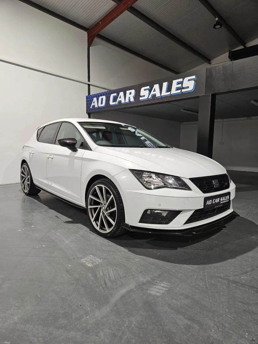 SEAT Leon 2017 1.6 tdi - Image 2
