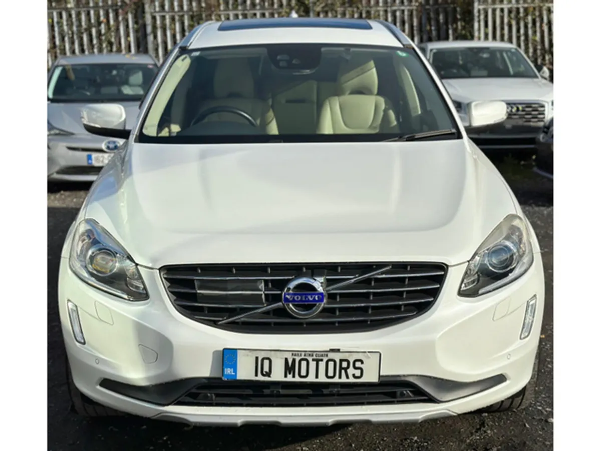 Volvo XC60 2.0L Diesel Automatic Cream Leather Sun - Image 2