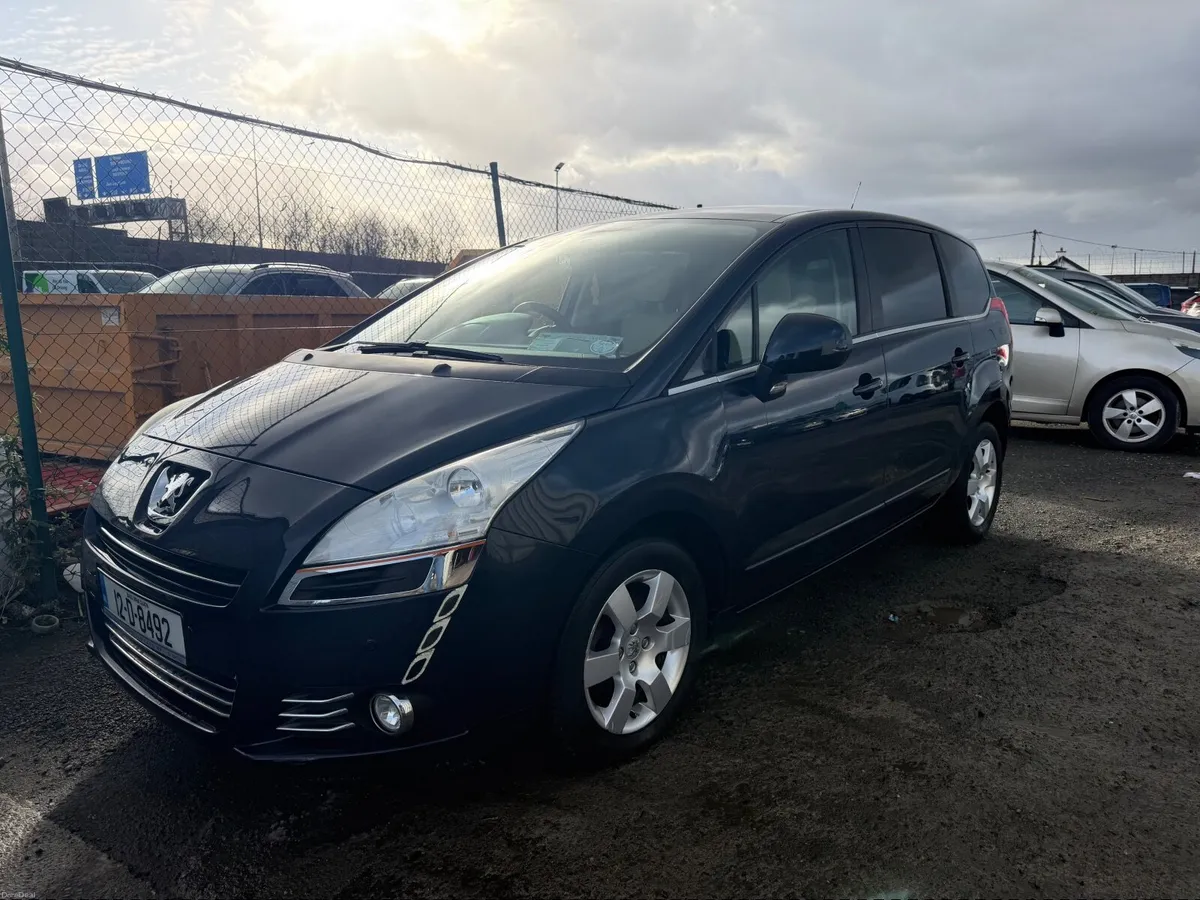 Peugeot 5008 2012 - Image 3