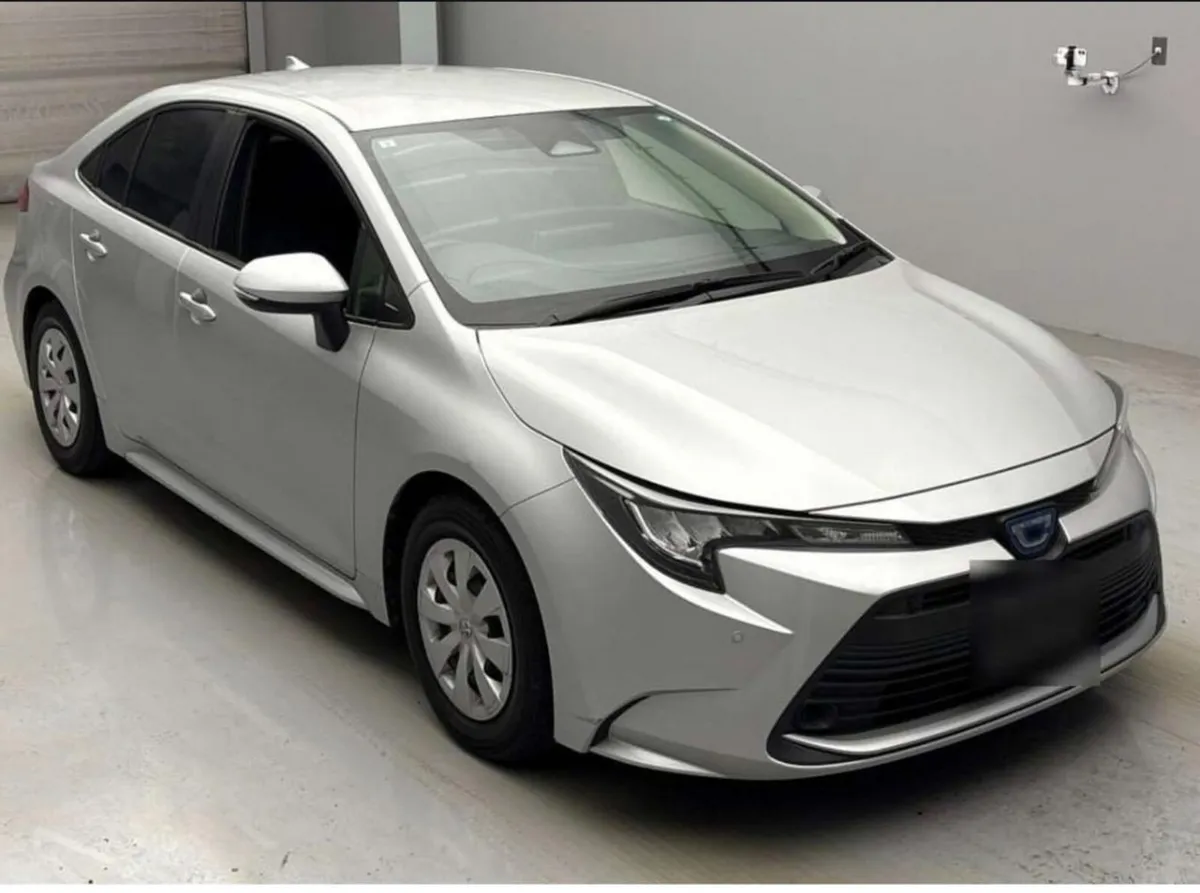 2023 Toyota Corolla Hybird Automatic 1 owner car - Image 1