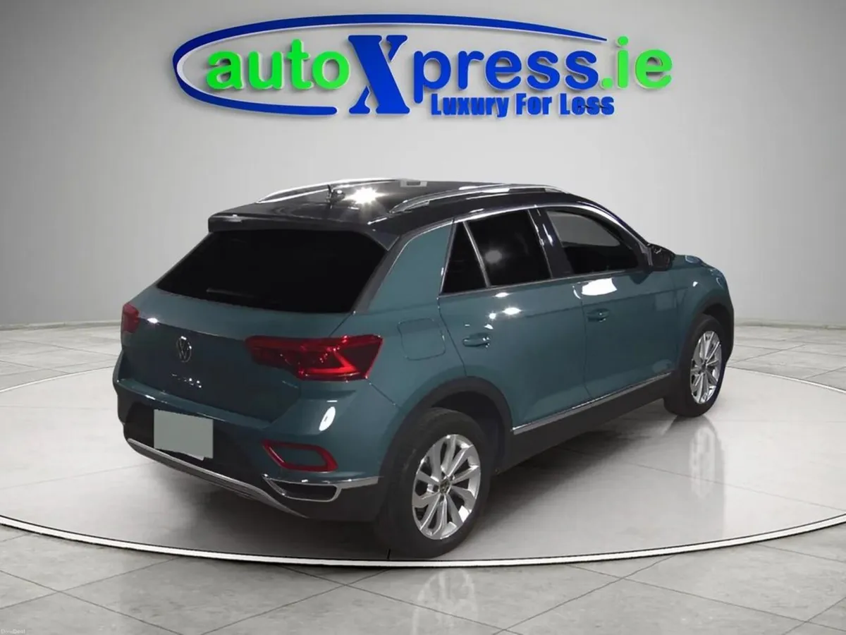 Volkswagen T-Roc 2.0 TDI STYLE, Low mileage, Autom - Image 3