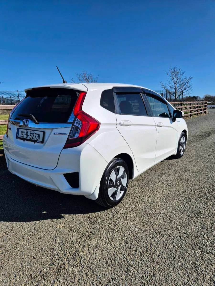 HONDA FIT - Image 2