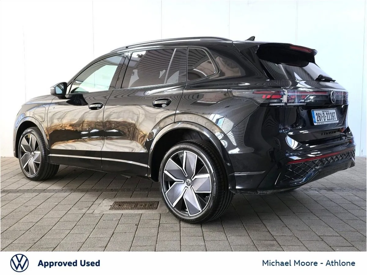 Volkswagen Tiguan R-Line 1.5 PHEV DSG 204BHP (SunR - Image 3