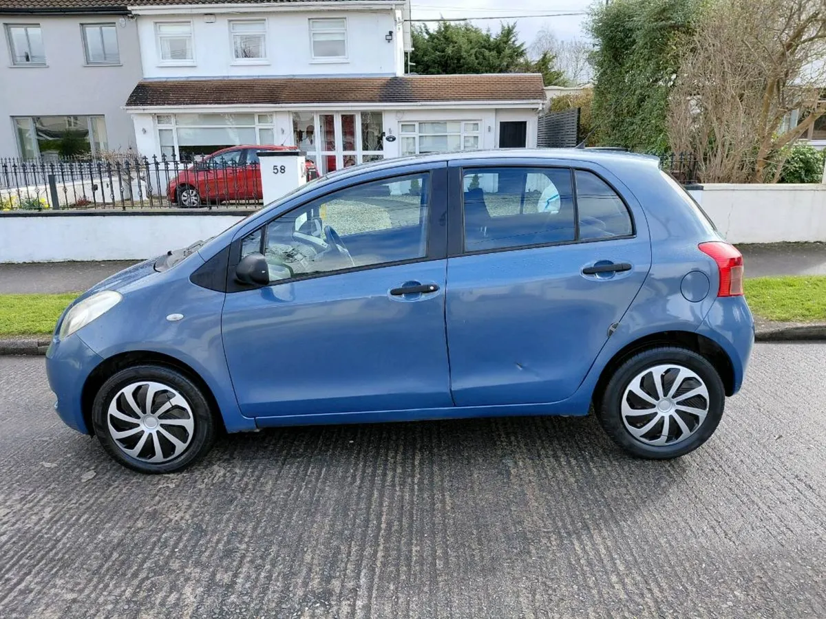 2006 Toyota yaris - Image 3