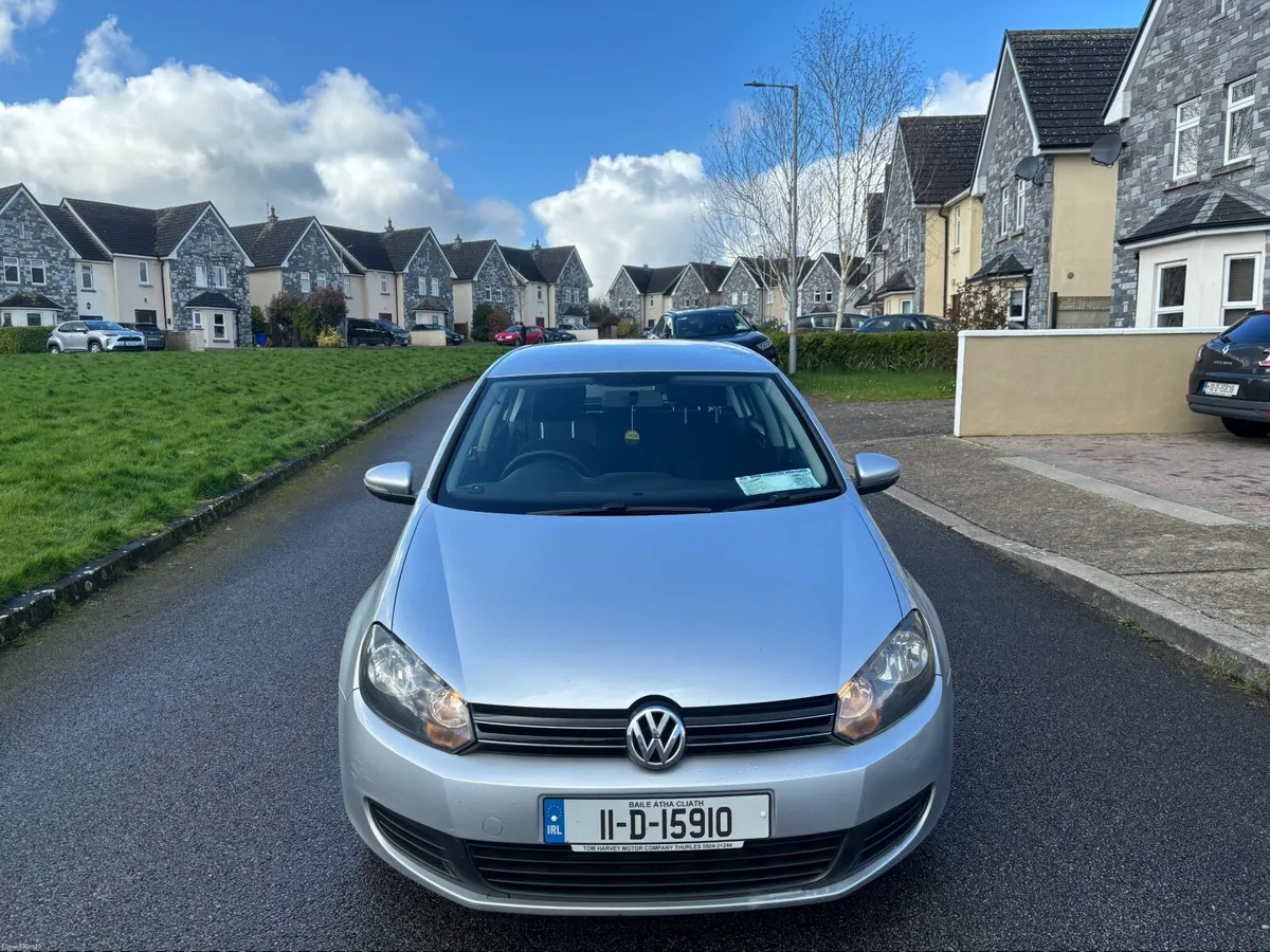 2011 Volkswagen Golf 1.6 TDI 105 bhp high spec mod - Image 3