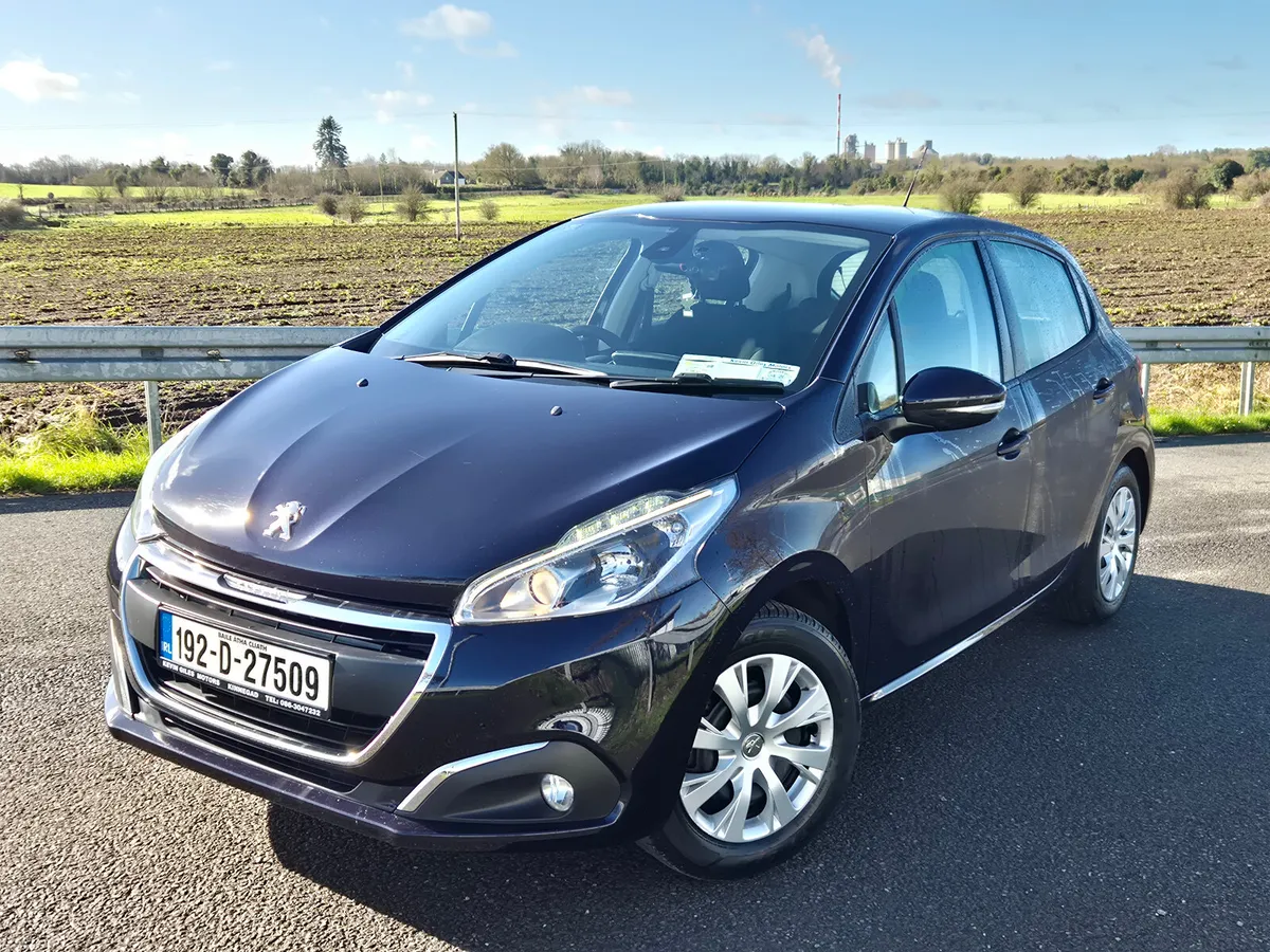 Peugeot 208  1.2 5DR 2019 (1 - Image 1