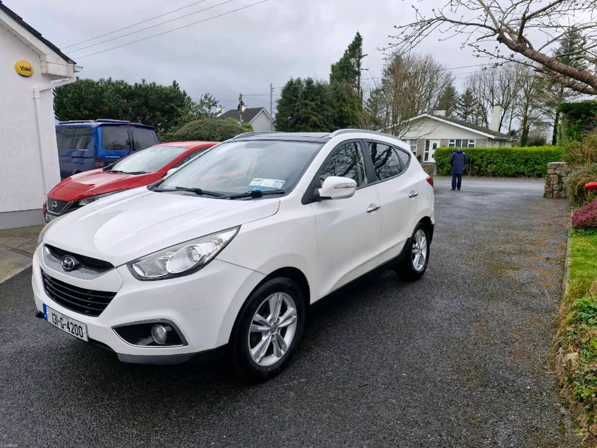 Hyundi ix35 - Image 2