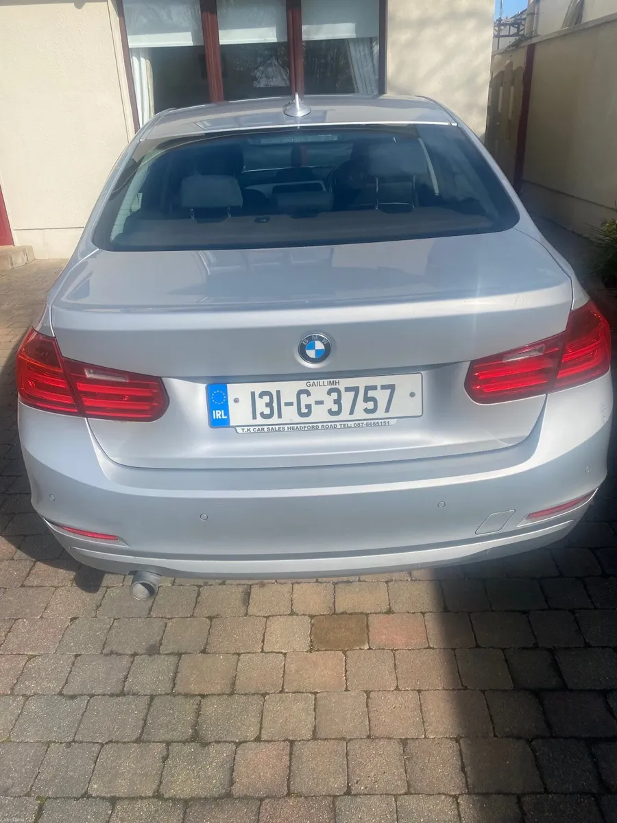 BMW 3-Series 2013 - Image 2
