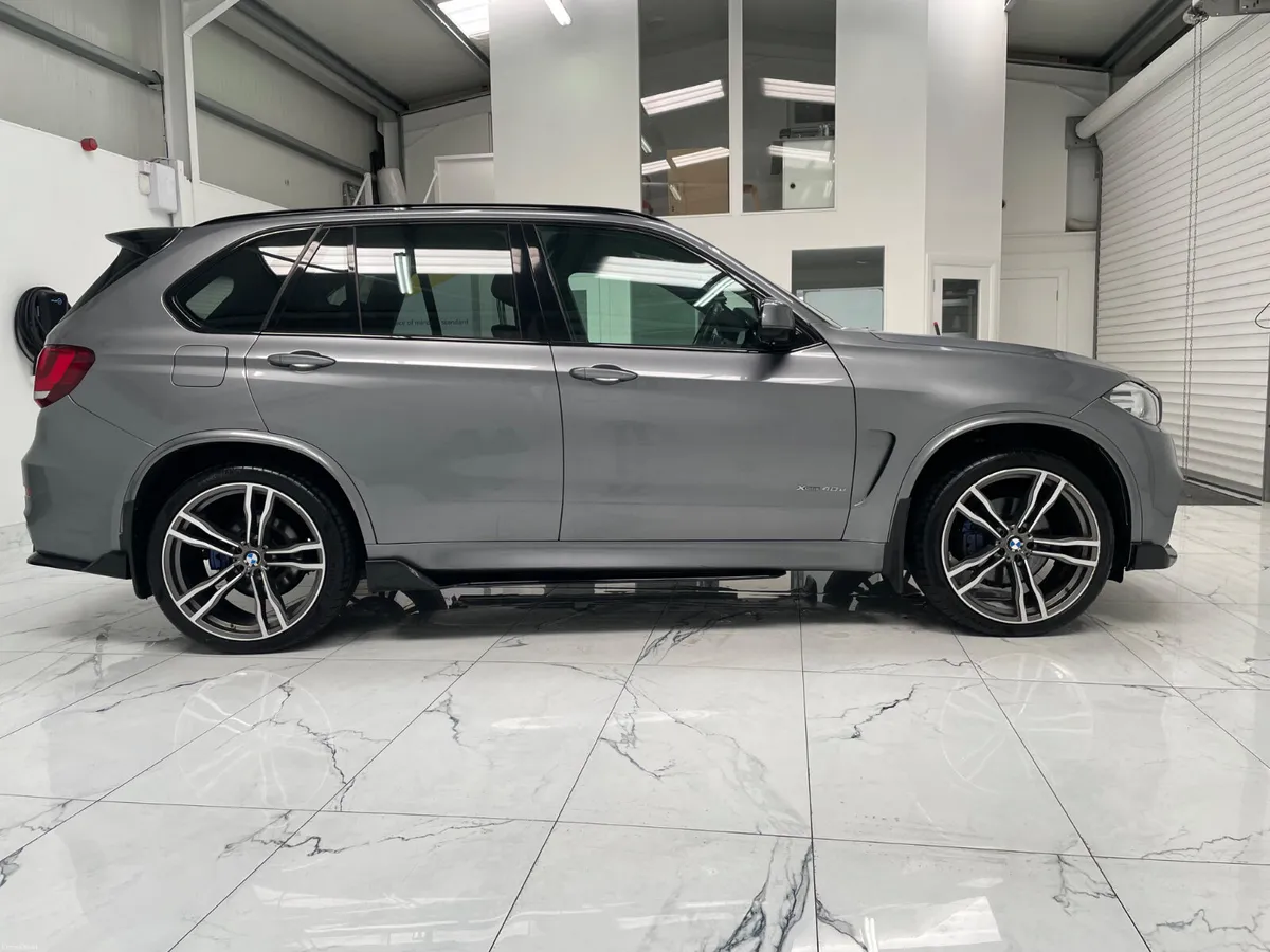 BMW X5 2017 - Image 2