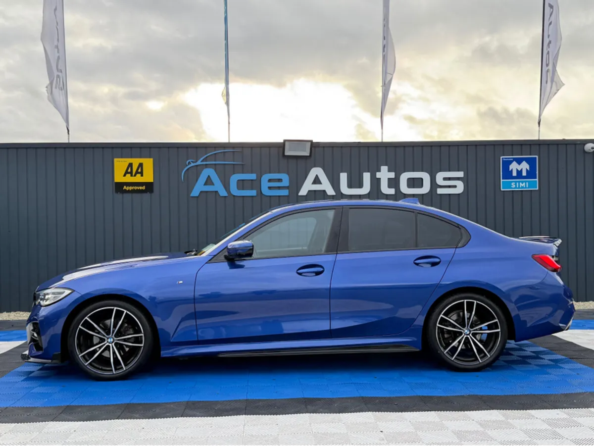 BMW 3-Series M-SPORT X-DRIVE - 320i - 2.0L PETROL - Image 4